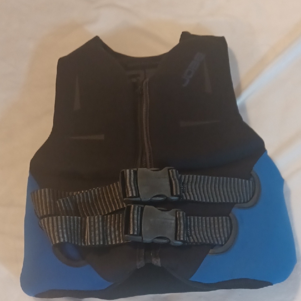 Jobe Chunky  Kids Blue - Black Life Vest 50-90lbs
